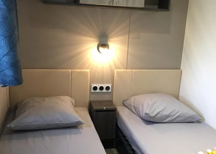 Du Valentin 캠프장 *