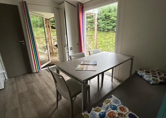 Du Valentin 캠프장 라헝스