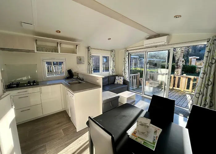 Du Valentin 캠프장 *