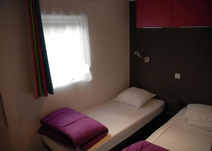 Du Valentin 캠프장 *